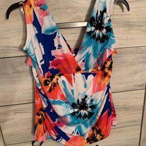 Venus twist back tank